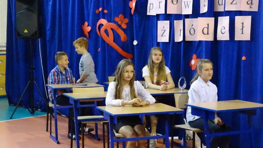 Dzień Edukacji Narodowej w Szkole Podstawowej im. W. Szymborskiej w Konikowie